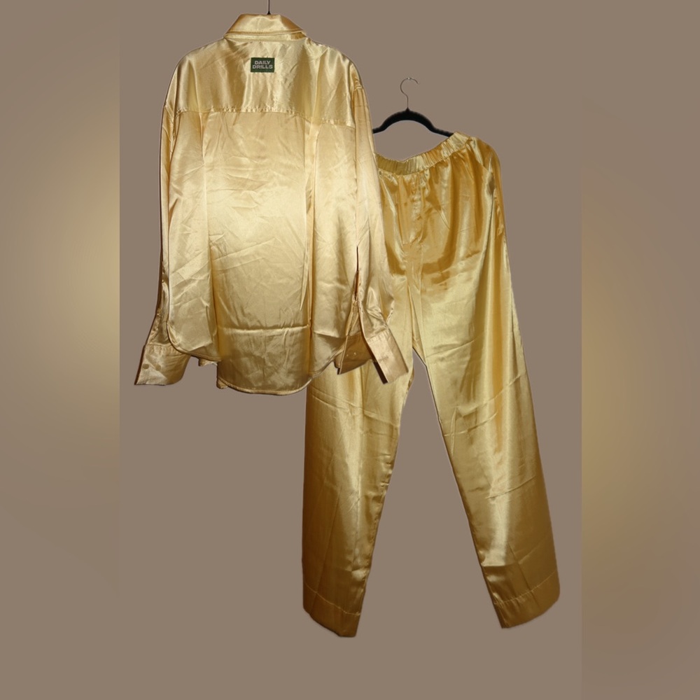 daily drills silk set